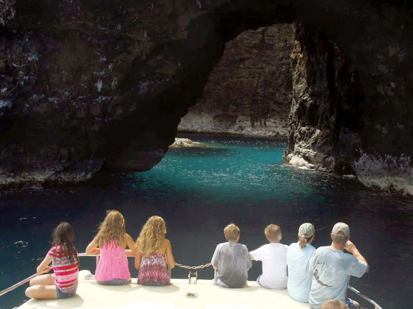 Boat cruise in Hawaii