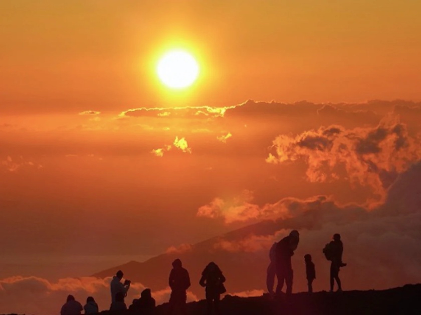 Maui All Stars Tour - Haleakala Summit Sunset & Stargazing Experience