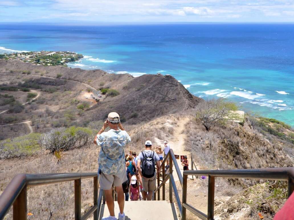 Diamond Head Crater Hiking Tour