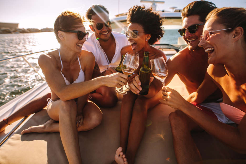 Booze Cruises in Honolulu + Waikiki Night Life