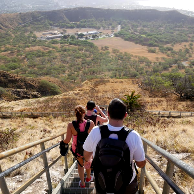 Diamond Head Sunrise Hiking Tour with Breakfast