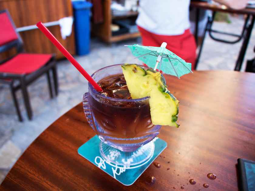 Duke's Waikiki Mai Tai