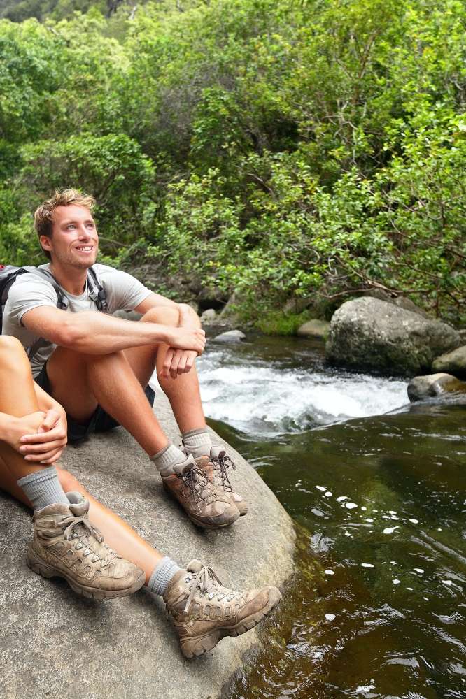 Couple hiking in Hawaii