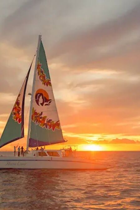 Sunset Dinner Sail & Fireworks Cruise