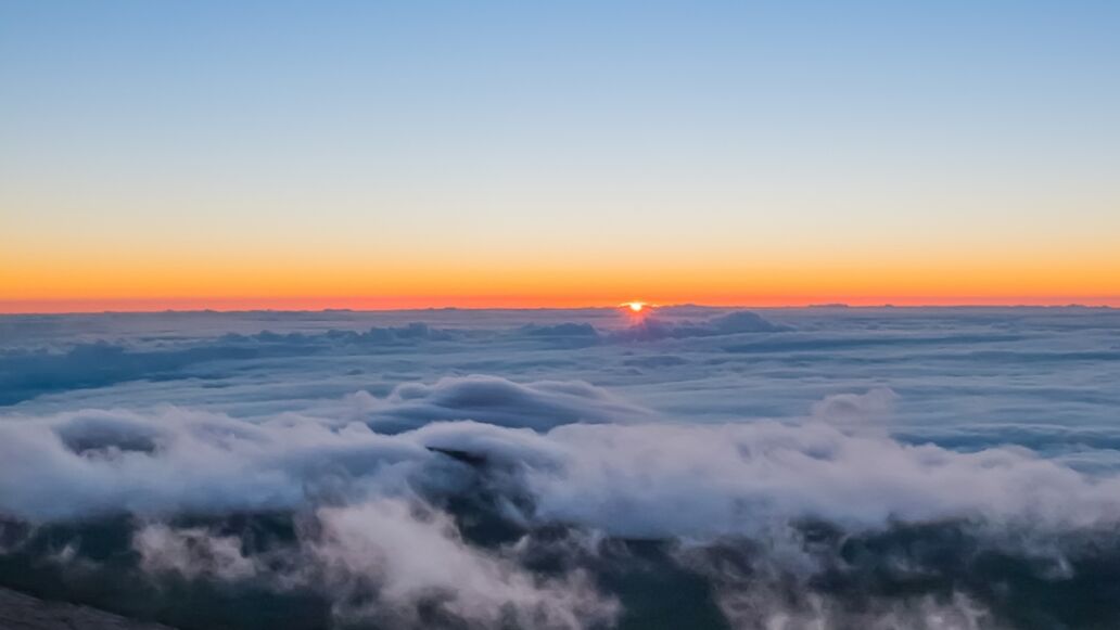 Sunrise at Mauna kea