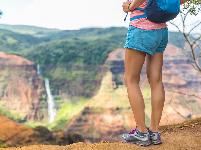 Hiking,Hiker,Girl,At,Waimea,Canyon,Kauai,Looking,At,Waipoo