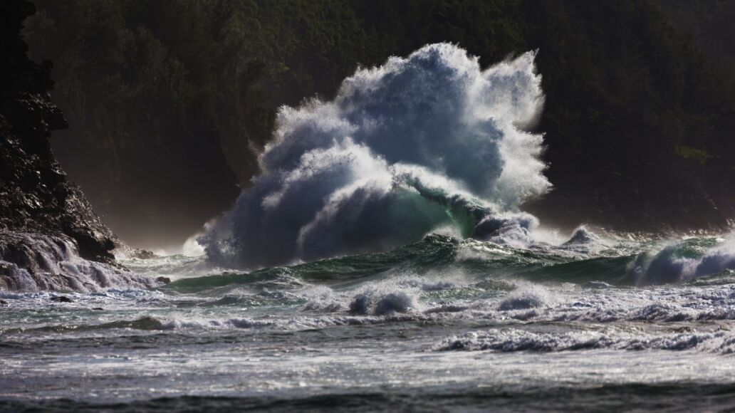 Ke'e Beach, Super Wave, Kauai, Hawaii