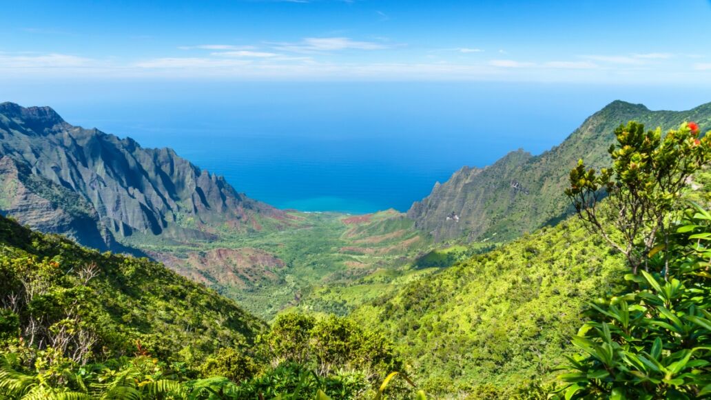 Puu O Kila Lookout on the Napali Coast, Waimea Canyon State Park, Kauai, Hawaii