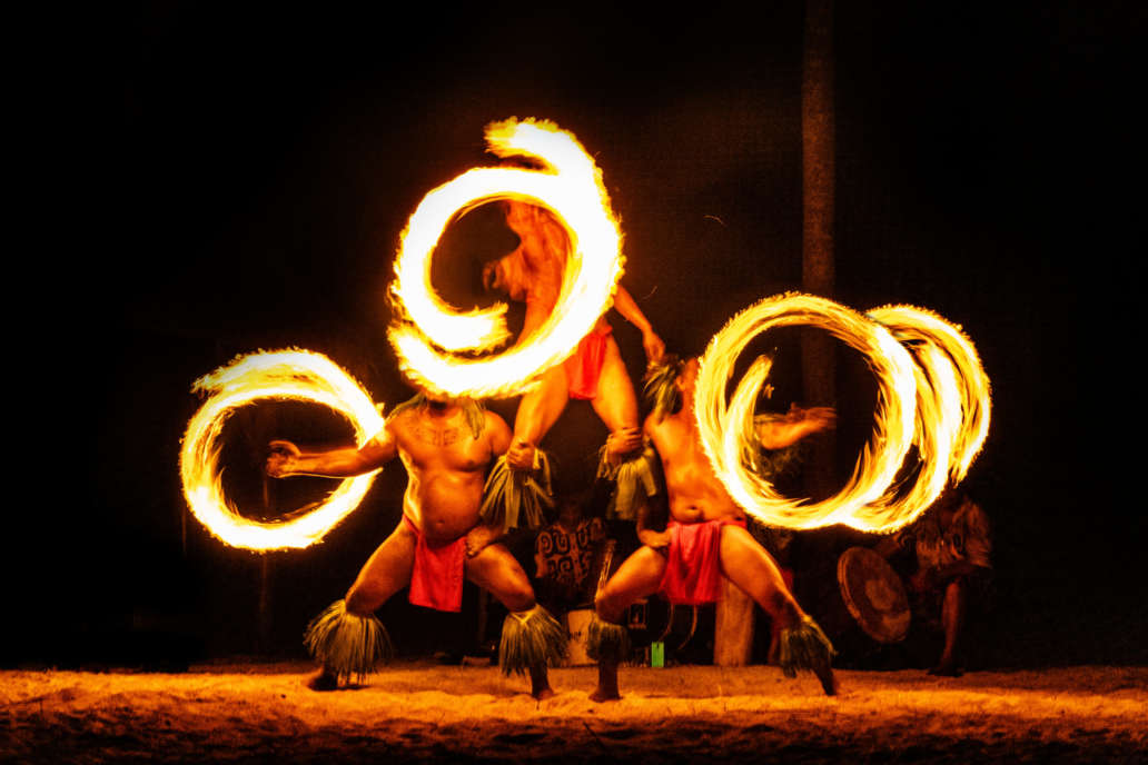 Hawaii Luau Fire Knife Dancer