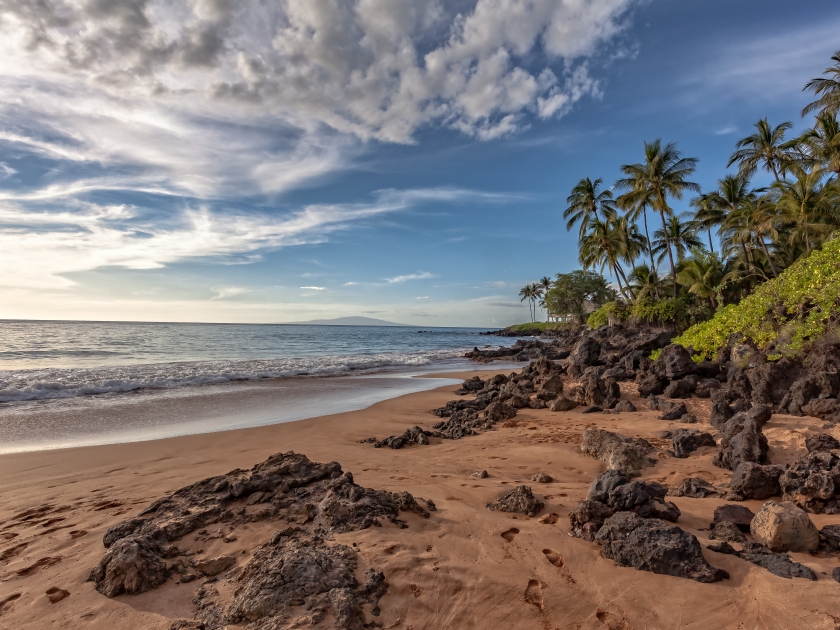 Po‘Olenalena beach view or called secrets beach Maui.