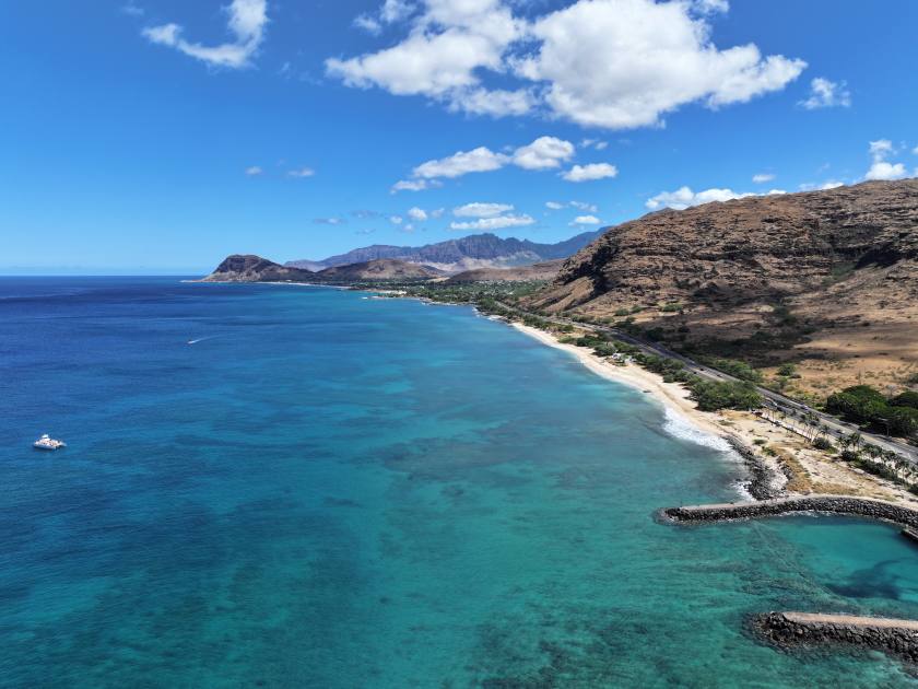 Oahu, Electric Beach Park perfect for snorkeling scuba diving