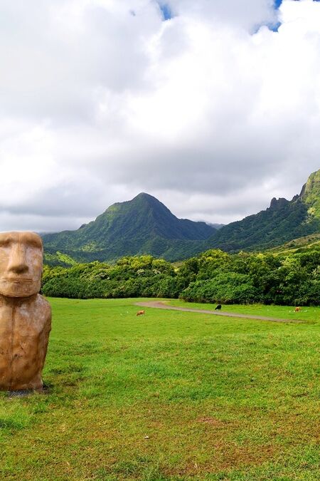 Easter,Island,Head,On,Kualoa,Ranch,,Oahu,,Hawaii