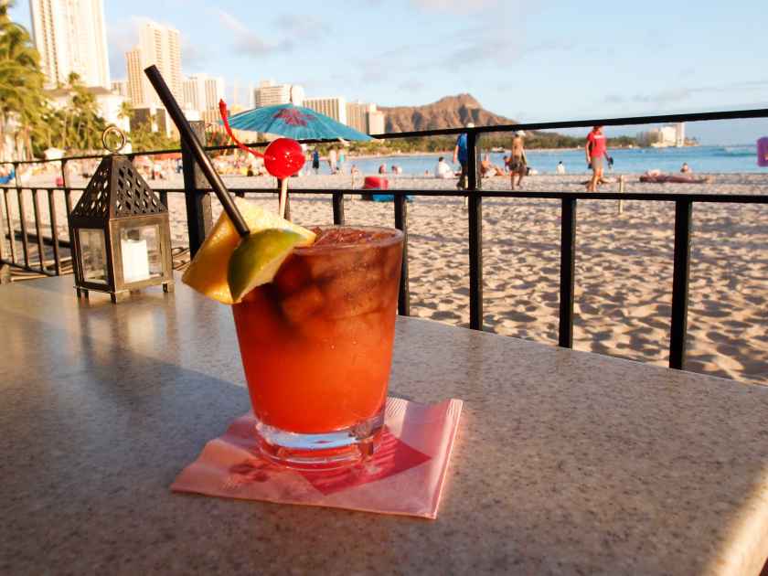 mai tai cocktail at beach in Hawaii