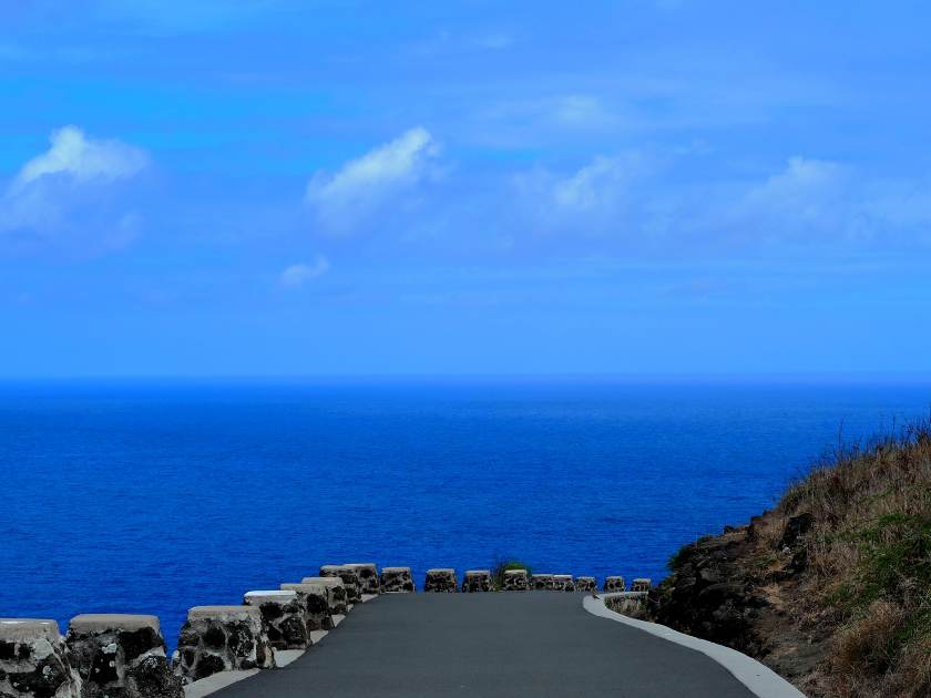 Beautiful path to the view point and horizon at Makapu'u lighthouse trail in Honolulu, Oahu Hawaii