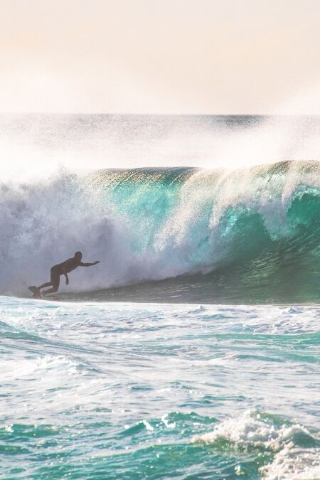 Epic Hawaiian Surf on Oahu's North Shore
