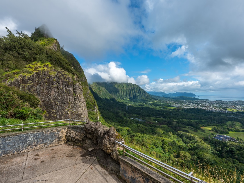 Nu'uanu Pali is a section of the windward cliff of the Ko?olau mountain located at the head of Nu'uanu Valley on the island of Oahu. It has a panoramic view of the windward coast of Oahu