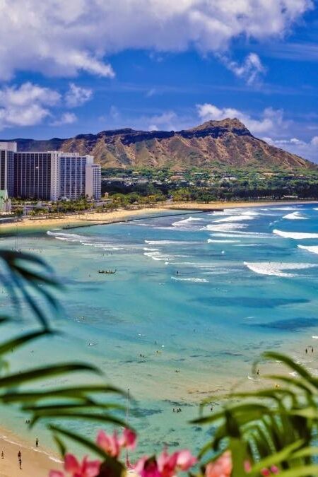 waikiki beach and diamond head