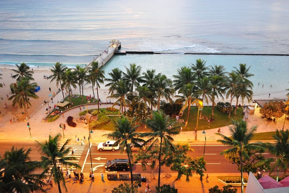 Waikiki beach at night. Honolulu, Oahu. Hawaii