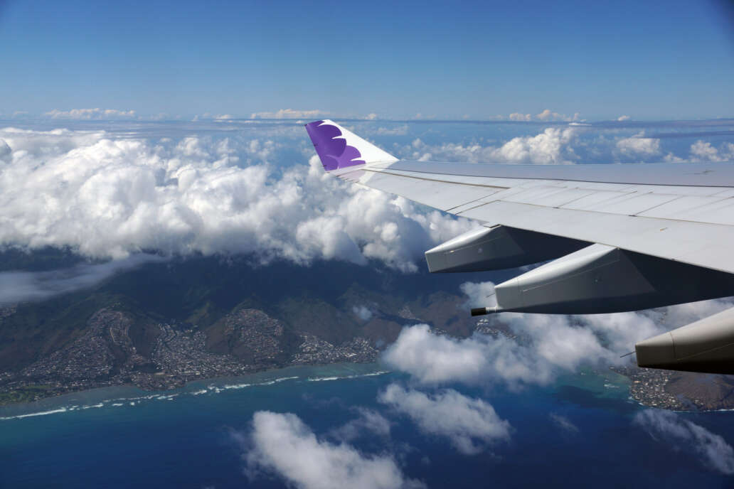 Oahu aerial view by the plane