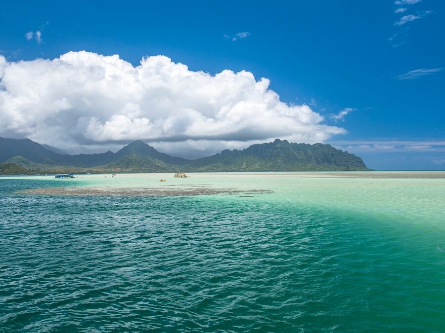 View,Of,The,Clear,Turquoise,Waters,Of,Kaneohe,Bay,As