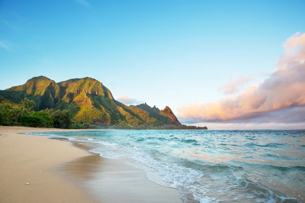 Beautiful,Scene,In,Tunnels,Beach,On,The,Island,Of,Kauai,