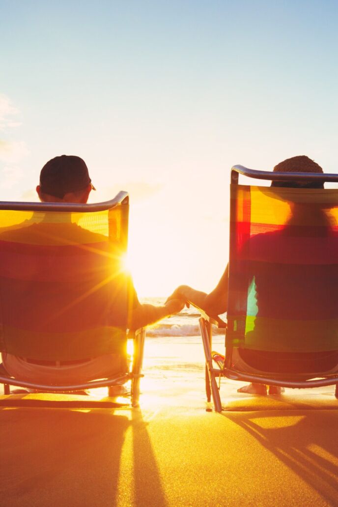 Retirement,Vacation,Concept,,Happy,Mature,Retired,Couple,Enjoying,Beautiful,Sunset