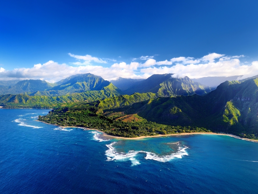Beautiful aerial view of spectacular Na Pali coast, Kauai, Hawaii