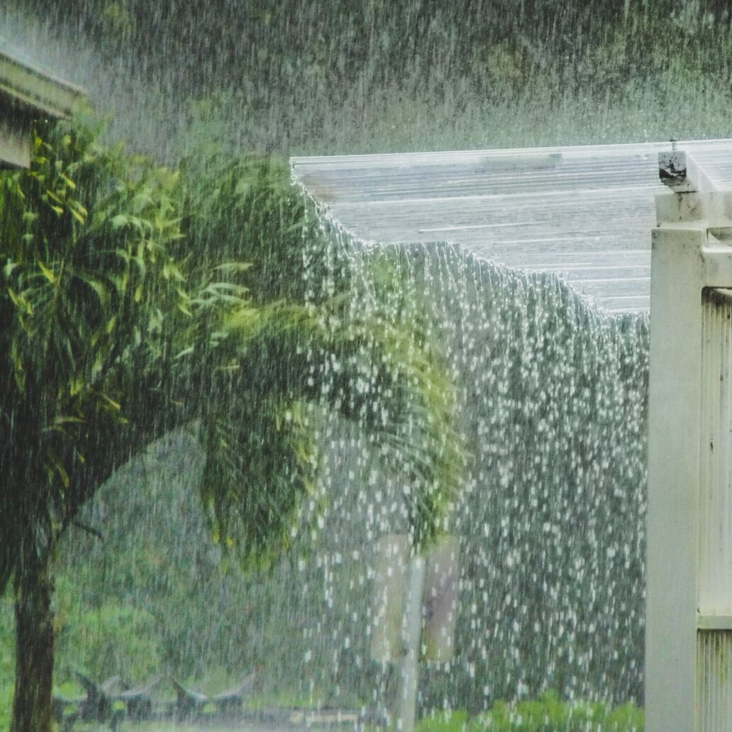 Beautiful,Heavy,Tropical,Rain,Storm,On,The,Island,Of,Kauai