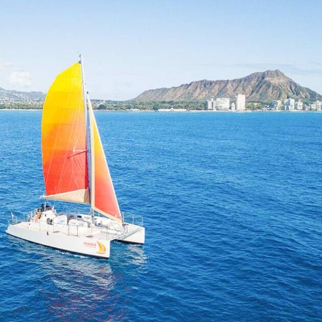 Waikiki Guided Turtle Snorkel Tour - Holokai Catamaran