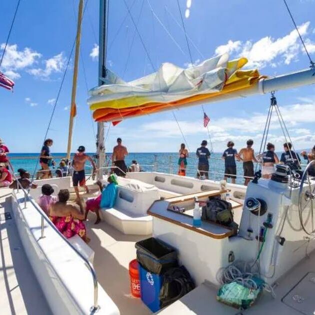 Guided Turtle Snorkel Tour - Holokai Catamaran