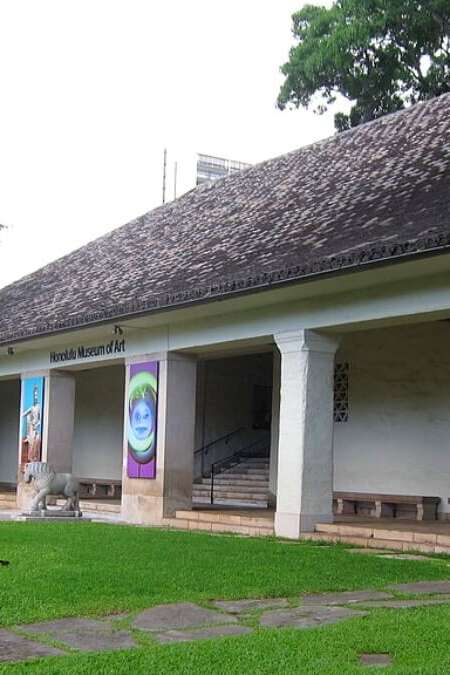 Honolulu Museum of Art - Entrance Veranda