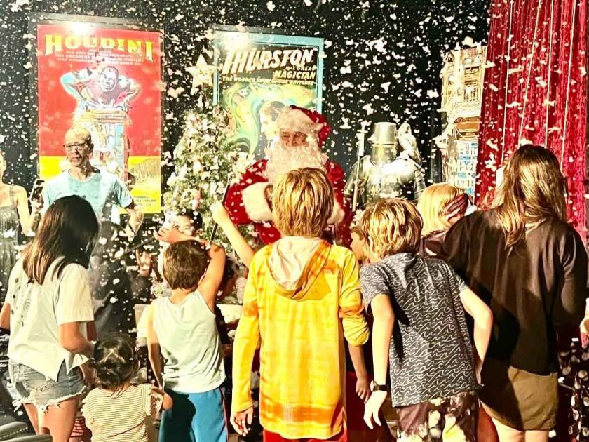 Things to Do in Oahu for Christmas & New Year's 20232024 Hawaii