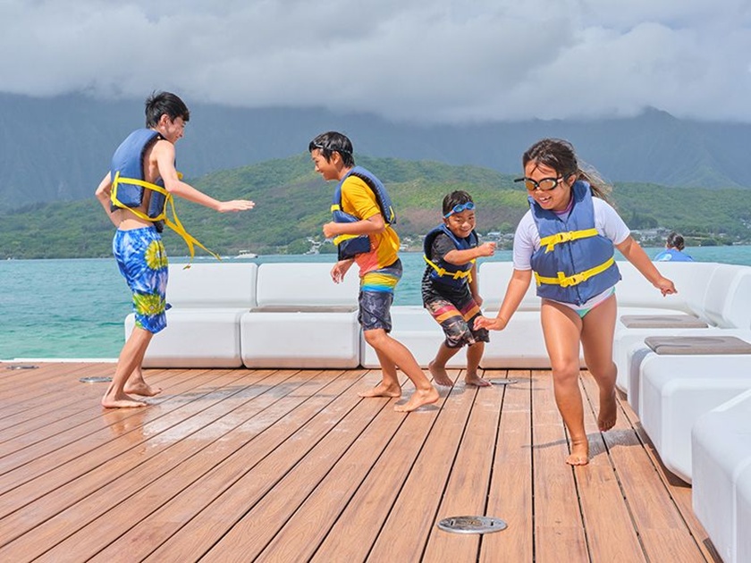 Kaneohe Sandbar with Kids: Family-Friendly Tours & Safety Tips
