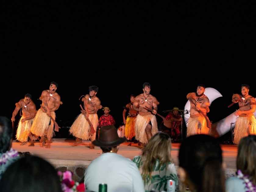 Mauka Warriors Luau - Thrilling Fire Knife Dancing, Dinner & Polynesian Show