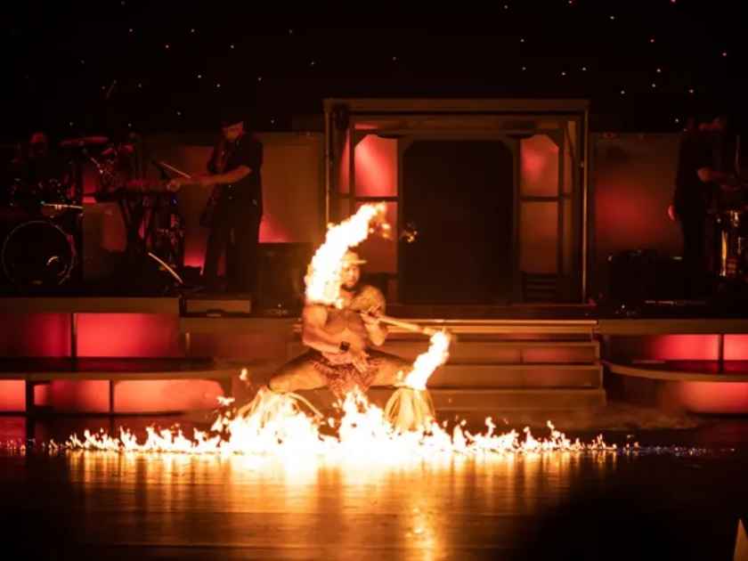 Waikiki Luau Dinner with Polynesian ShowRock-A-Hula