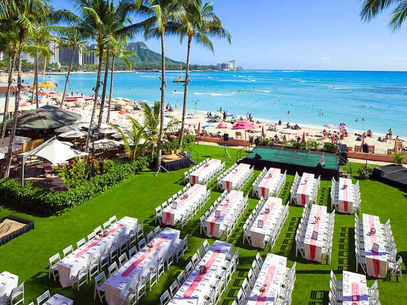 Aha Aina Royal Hawaiian Luau - Waikiki Oceanfront Luau Dinner Show