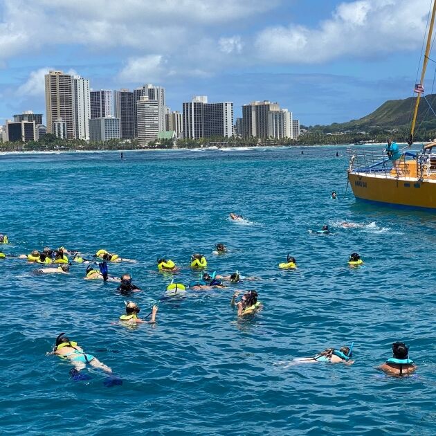 Snorkeling Cruise with Beers & Cocktails - Ke Kai Catamaran