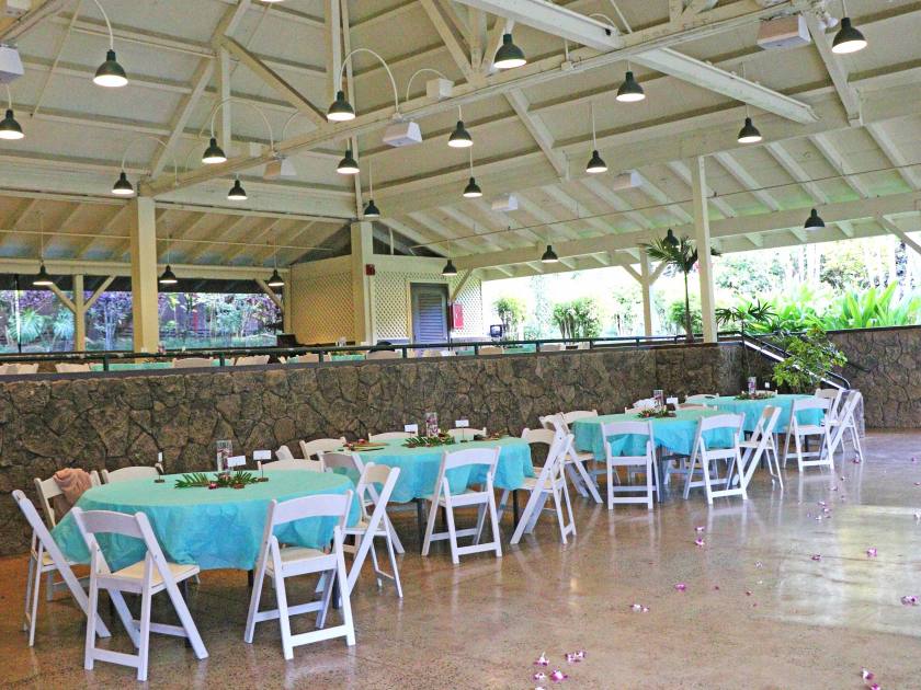 Sit in comfort for dinner and the show at Toa Luau