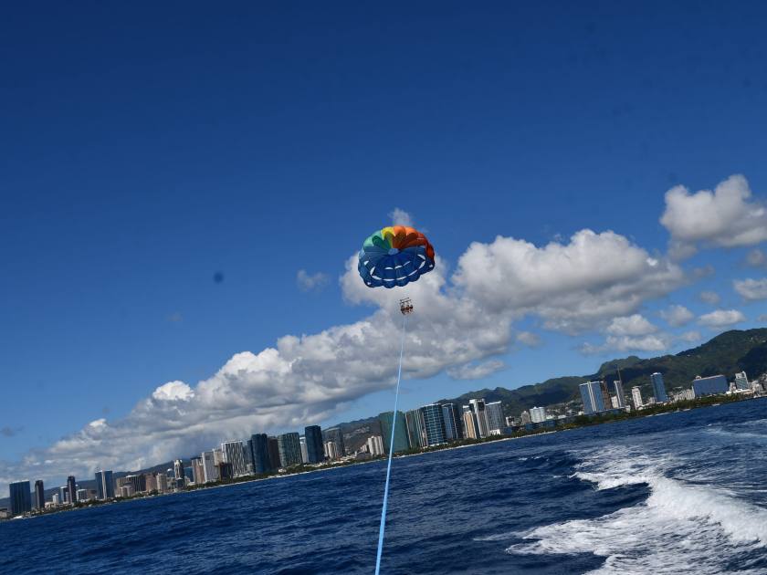 Hawaiian Parasail