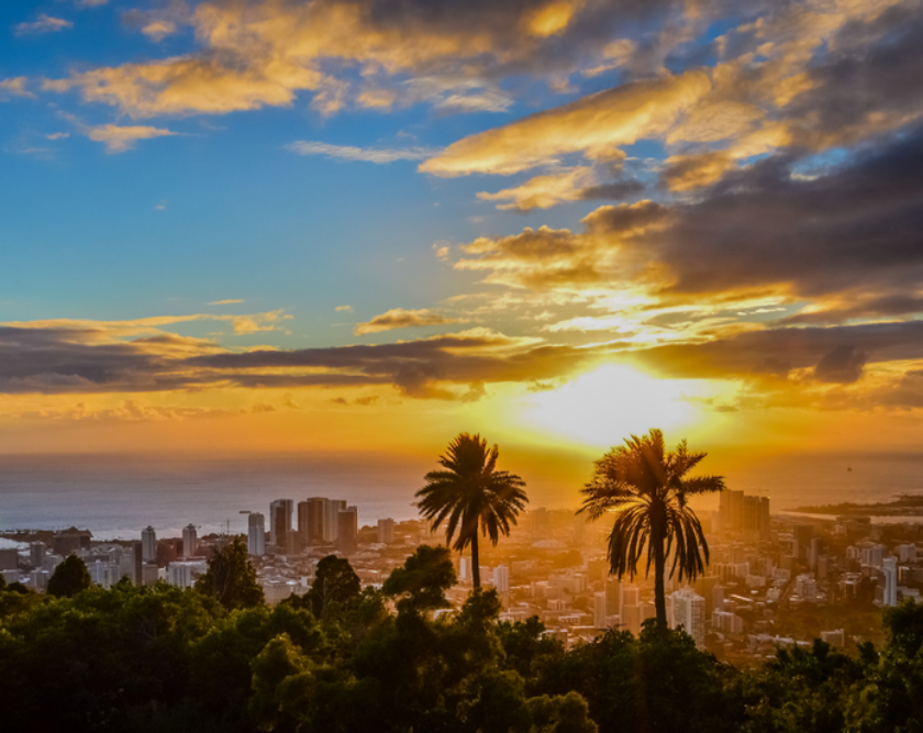 View from Tantalus Lookout Sunset