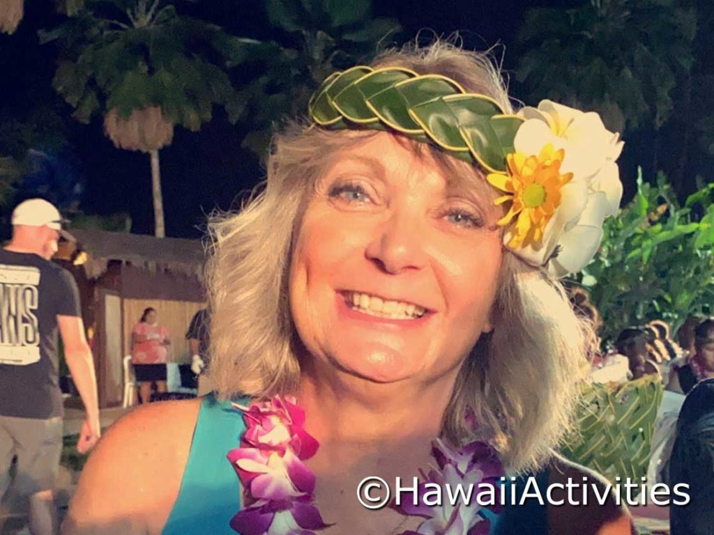 Handmade headband at Chief's Luau