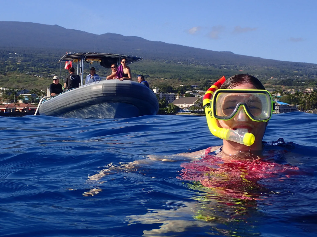 Kona Coast Dolphin Watch & Kealakekua Bay Captain Cook Snorkel Rafting Adventure