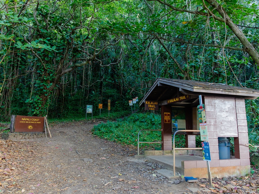 Ha'ena,State,Park,,Hawaii,Us,-,February,19,,2024:,Entrance