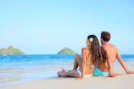local couple enjoying kamaaina discounts