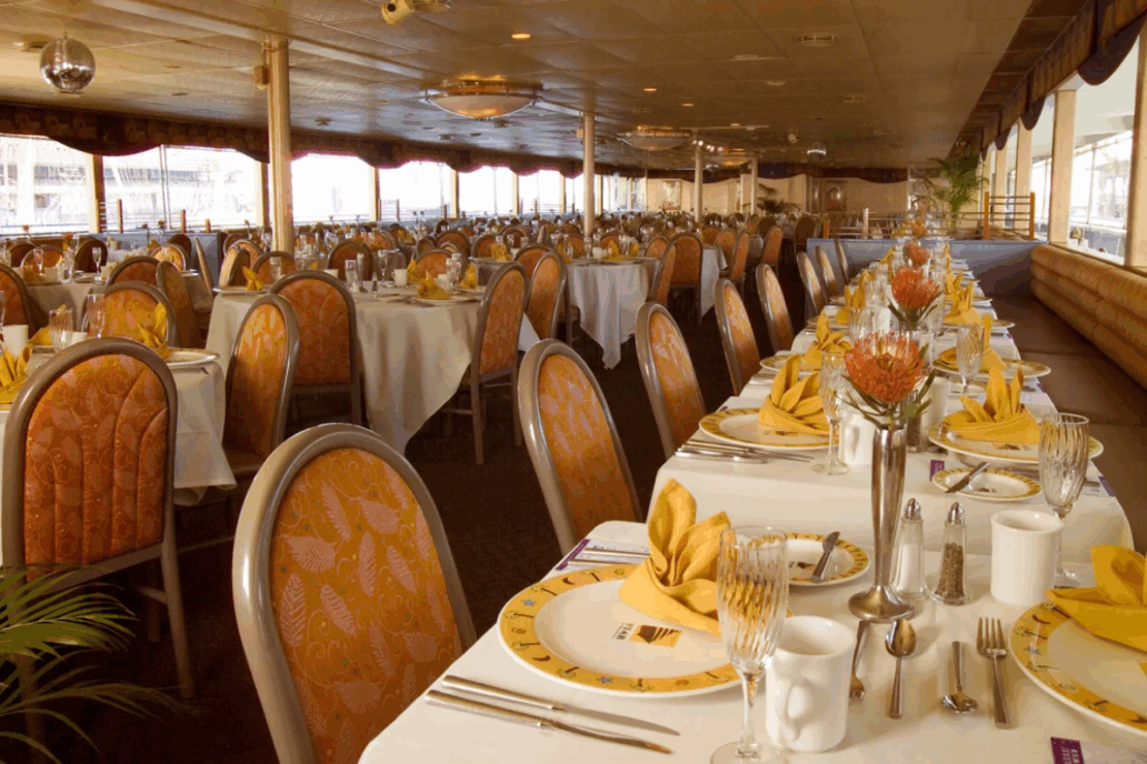 Seating in the Star of Honolulu.
